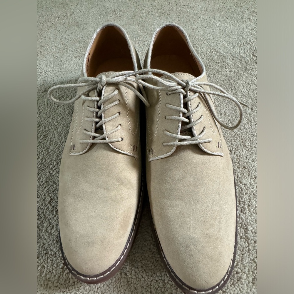 Men’s Oxford tie shoes
